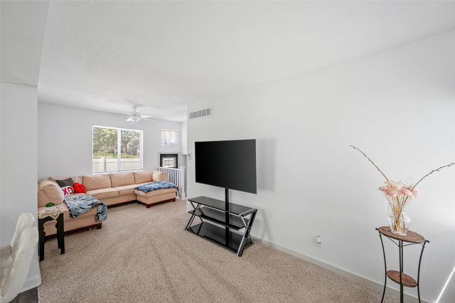 1080 35th Street, Des Moines, IA 50311