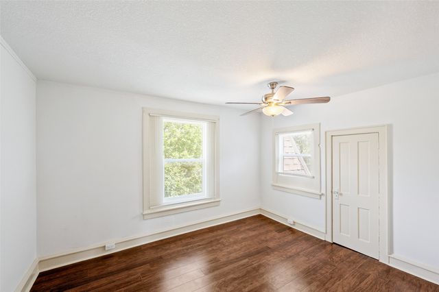 1080 35th Street, Des Moines, IA 50311