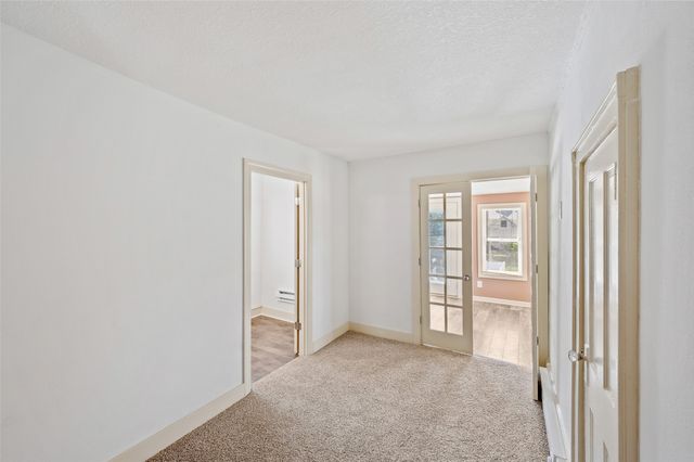 1080 35th Street, Des Moines, IA 50311