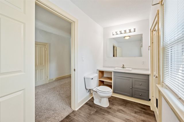 1080 35th Street, Des Moines, IA 50311