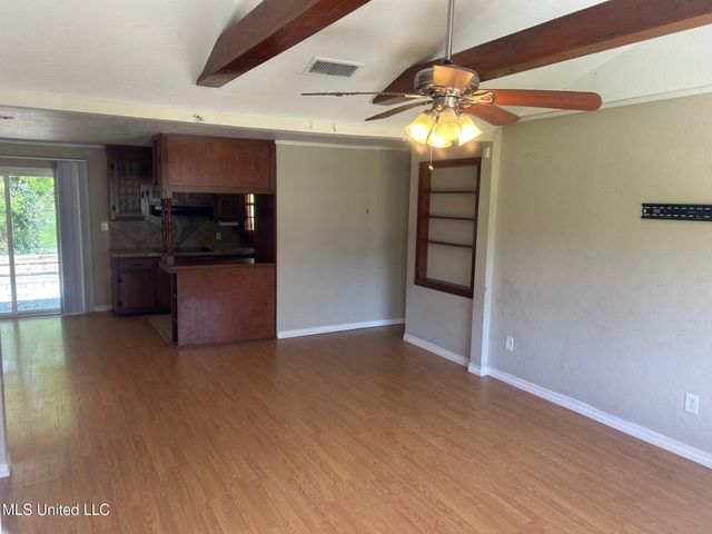 916 Camp Four Jacks Road, Biloxi, MS 39532