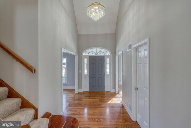 26 NYE RD, Hershey, PA 17033