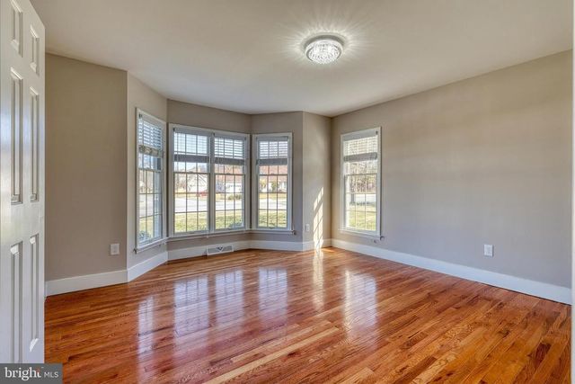 26 NYE RD, Hershey, PA 17033