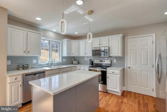 26 NYE RD, Hershey, PA 17033