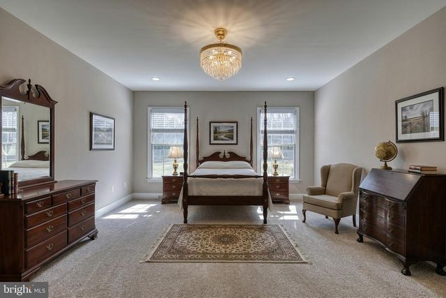 26 NYE RD, Hershey, PA 17033