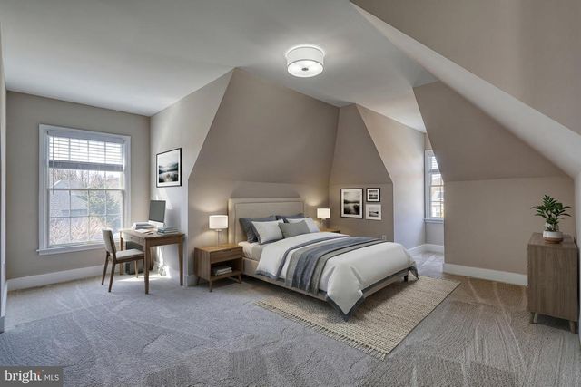 26 NYE RD, Hershey, PA 17033