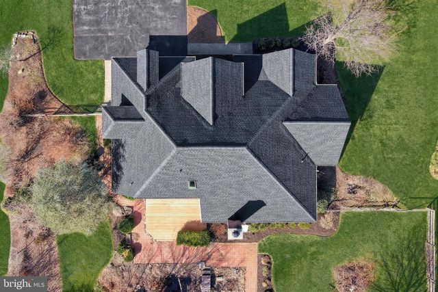 26 NYE RD, Hershey, PA 17033