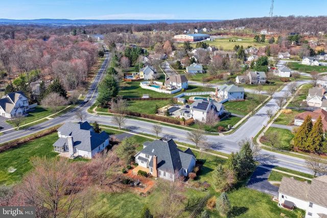 26 NYE RD, Hershey, PA 17033