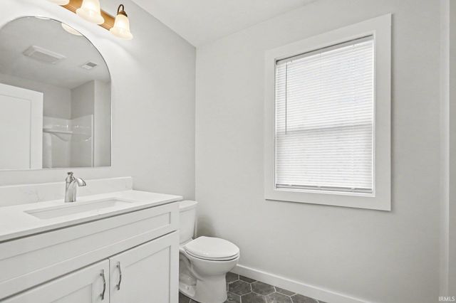 1132 Harvey Street, South Bend, IN 46616