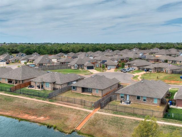 3816 Manderly Place, Norman, OK 73026