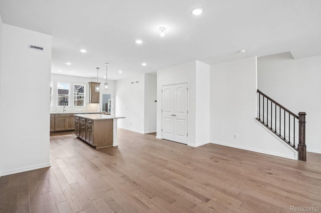25433 Orwell Street, Novi, MI 48375