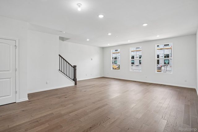25433 Orwell Street, Novi, MI 48375