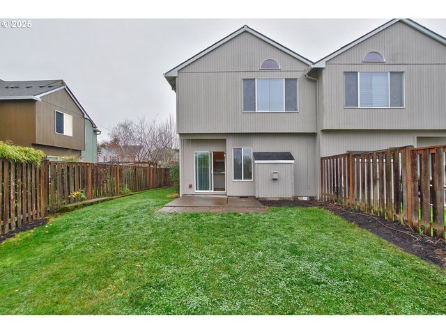 1380 Ne BIRKSHIRE Ct, Hillsboro, OR 97124