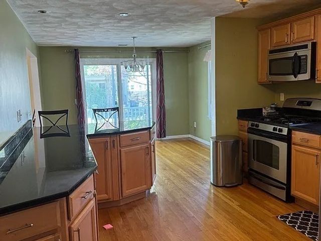 238 a Albion St a, Wakefield, MA 01880