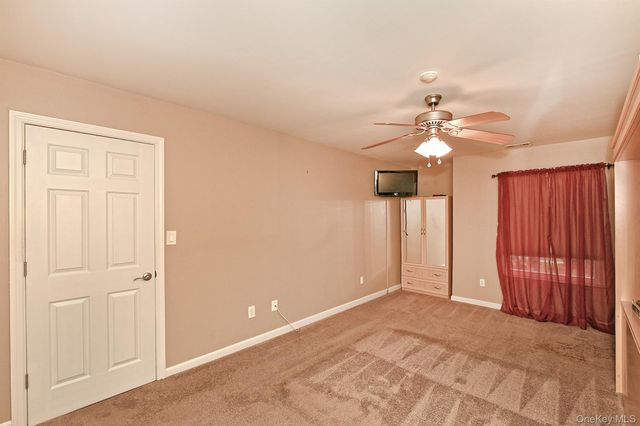 171 Fairview Circle, Middle Island, NY 11953