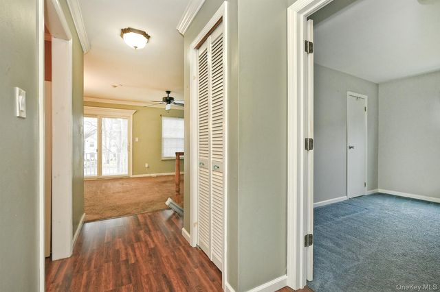 171 Fairview Circle, Middle Island, NY 11953