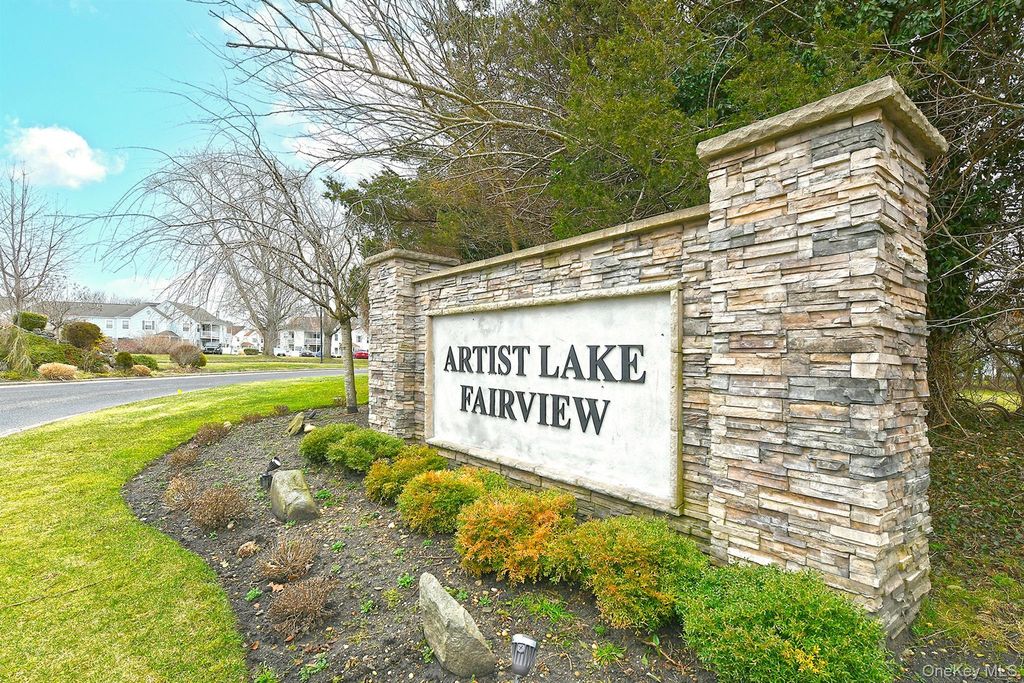 171 Fairview Circle, Middle Island, NY 11953