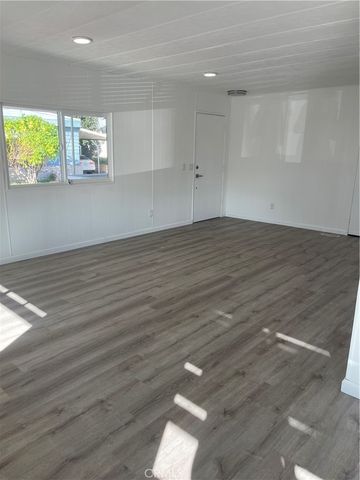 1155 S RIVERSIDE Drive 7, Rialto, CA 99237