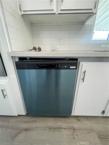 1155 S RIVERSIDE Drive 7, Rialto, CA 99237