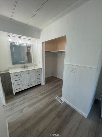 1155 S RIVERSIDE Drive 7, Rialto, CA 99237