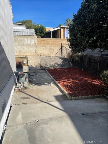 1155 S RIVERSIDE Drive 7, Rialto, CA 99237