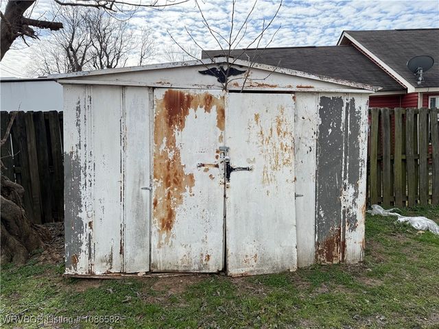 1009 S 11th Street, Fort Smith, AR 72901