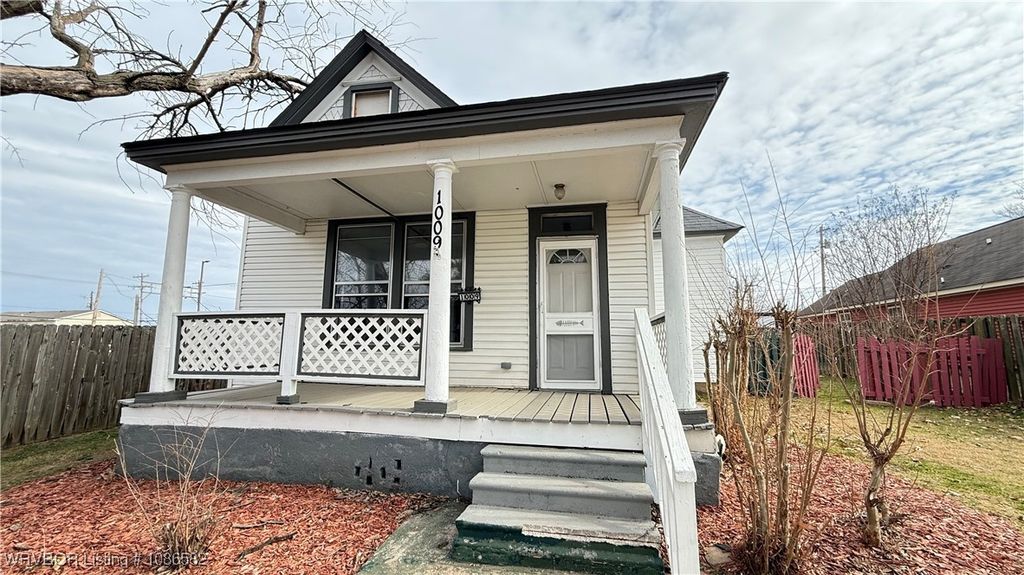 1009 S 11th Street, Fort Smith, AR 72901