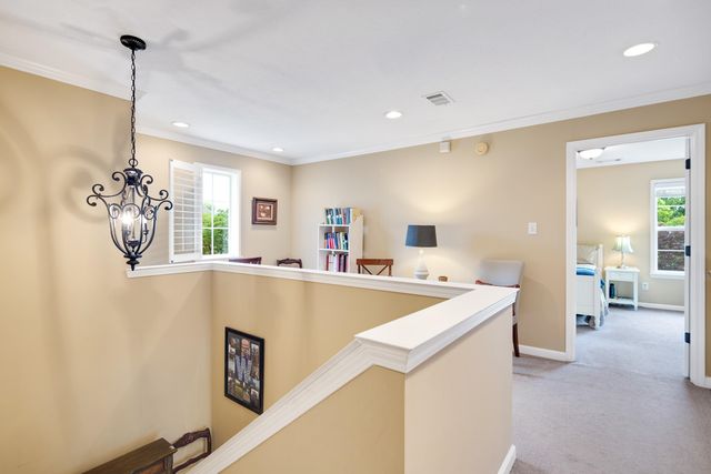 1682 NEWTON OAK CV, Memphis, TN 38117
