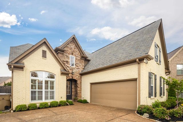 1682 NEWTON OAK CV, Memphis, TN 38117