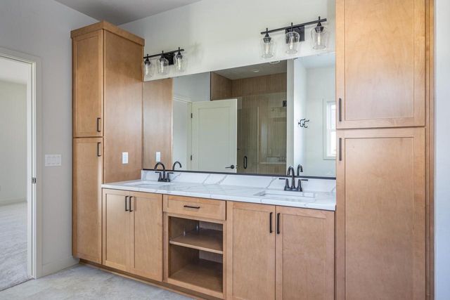 N8824 DUBLIN, Menasha, WI 54952