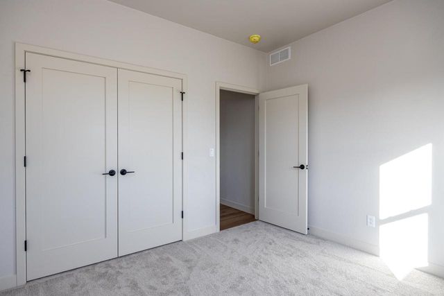 N8824 DUBLIN, Menasha, WI 54952