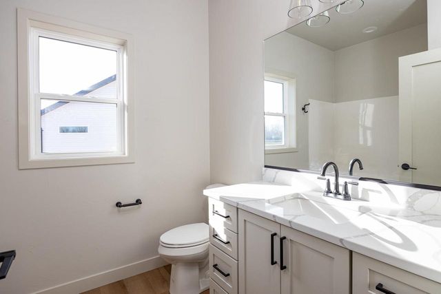 N8824 DUBLIN, Menasha, WI 54952