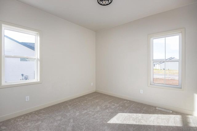 N8824 DUBLIN, Menasha, WI 54952