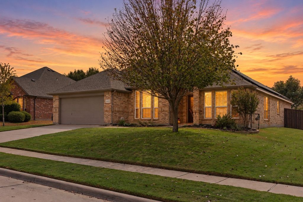 2402 Mallory Drive, Corinth, TX 76210 — exterior