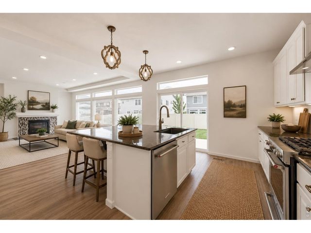 4348 Alderwood Dr, Johnstown, CO 80534