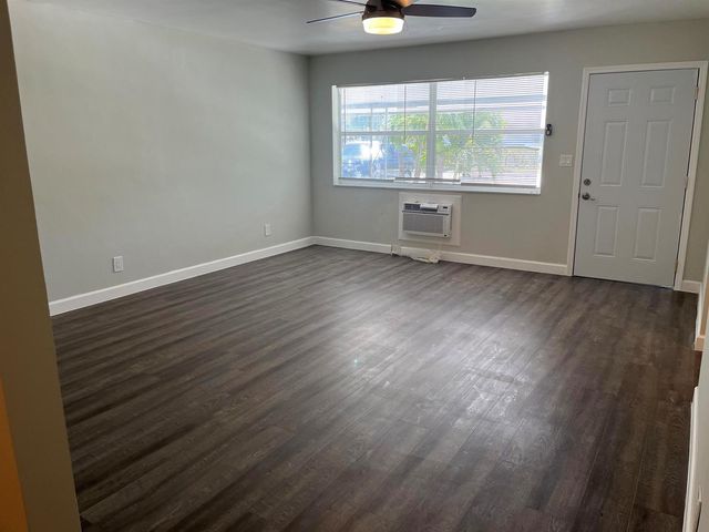 1419 SE 2nd Street Apt 1, Deerfield Beach, FL 33441