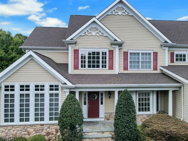 22 Meadow Lake Dr, Mahwah Twp., NJ 07430
