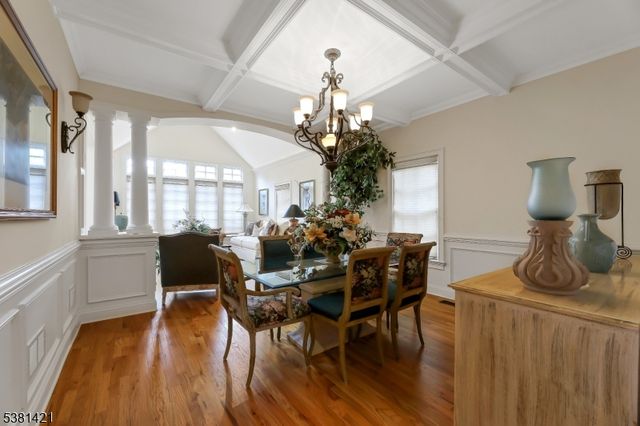 22 Meadow Lake Dr, Mahwah Twp., NJ 07430