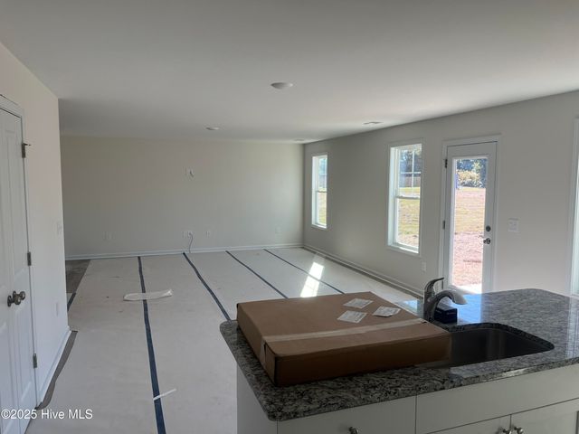 221 Buggy Top Lane, Autryville, NC 28318