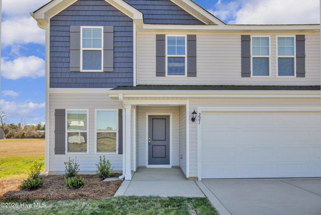 221 Buggy Top Lane, Autryville, NC 28318