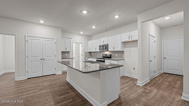 102 Harling Crossing Way, La Grange, NC 28551