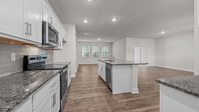 102 Harling Crossing Way, La Grange, NC 28551