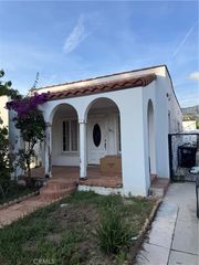 545 W Dryden St, Glendale, CA 91202