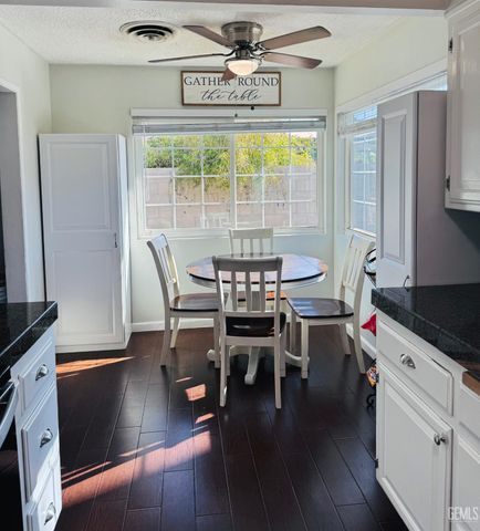 3905 Madrid Avenue, Bakersfield, CA 93309
