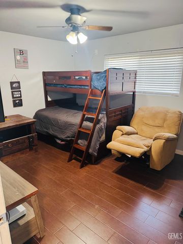 3905 Madrid Avenue, Bakersfield, CA 93309