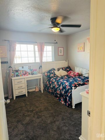 3905 Madrid Avenue, Bakersfield, CA 93309