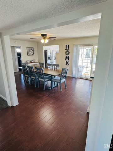 3905 Madrid Avenue, Bakersfield, CA 93309