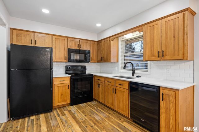 525 BRENTWOOD Road, Morton, IL 61550