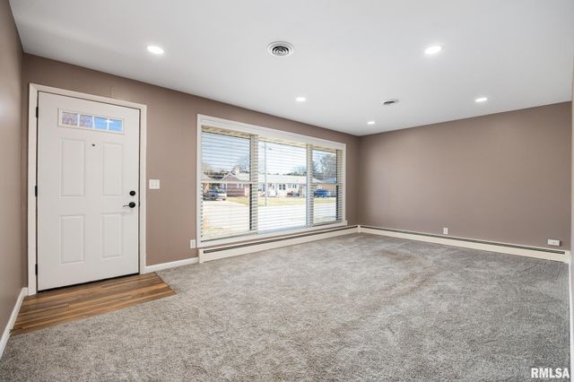 525 BRENTWOOD Road, Morton, IL 61550