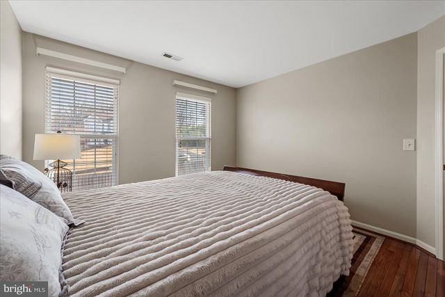 6 NEWBURY DR, Stafford, VA 22556